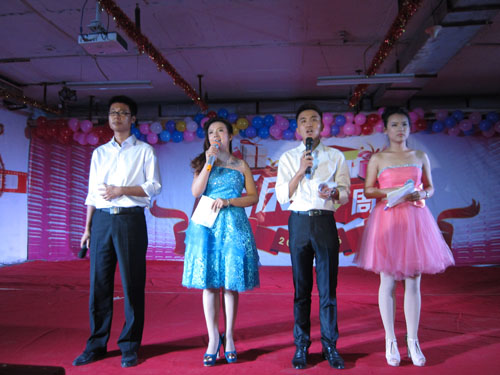 新时代商厦五马店五周年店庆晚会圆满落下帷幕